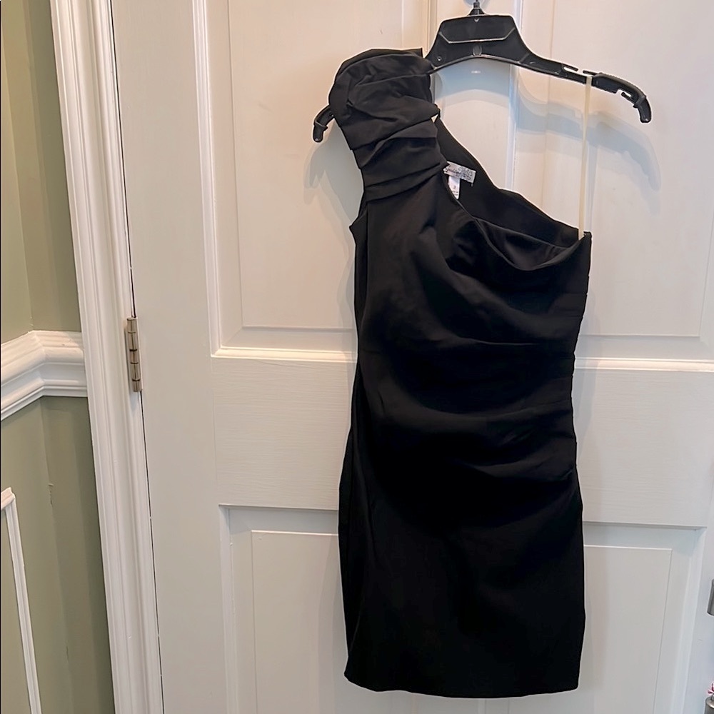 Speechless Black One-Shoulder Dress